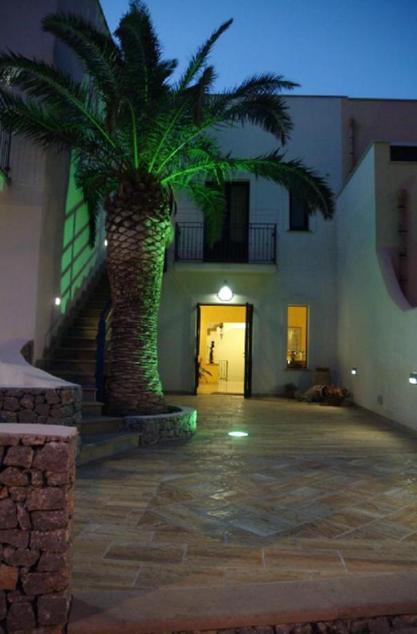 Torre Salina Bed & Breakfast Macari Exterior photo